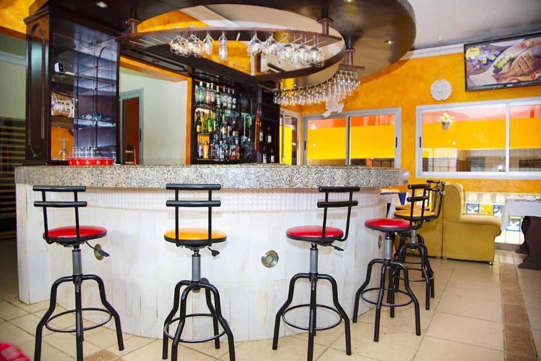 Cypa Hotel Abidjan Exterior photo
