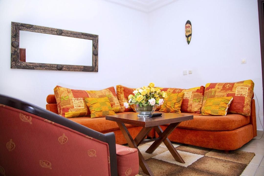 Cypa Hotel Abidjan Exterior photo