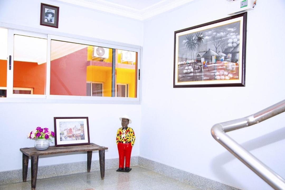 Cypa Hotel Abidjan Exterior photo