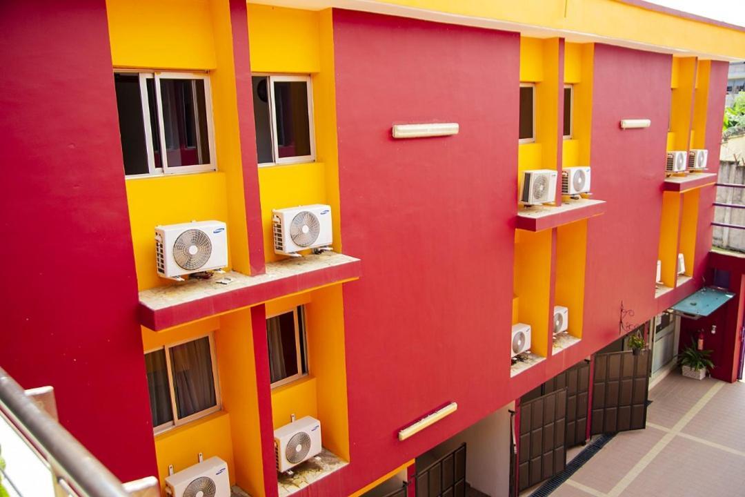 Cypa Hotel Abidjan Exterior photo