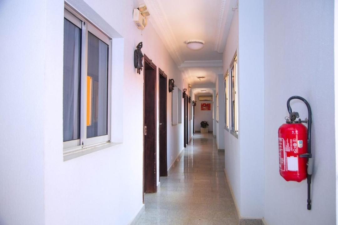 Cypa Hotel Abidjan Exterior photo