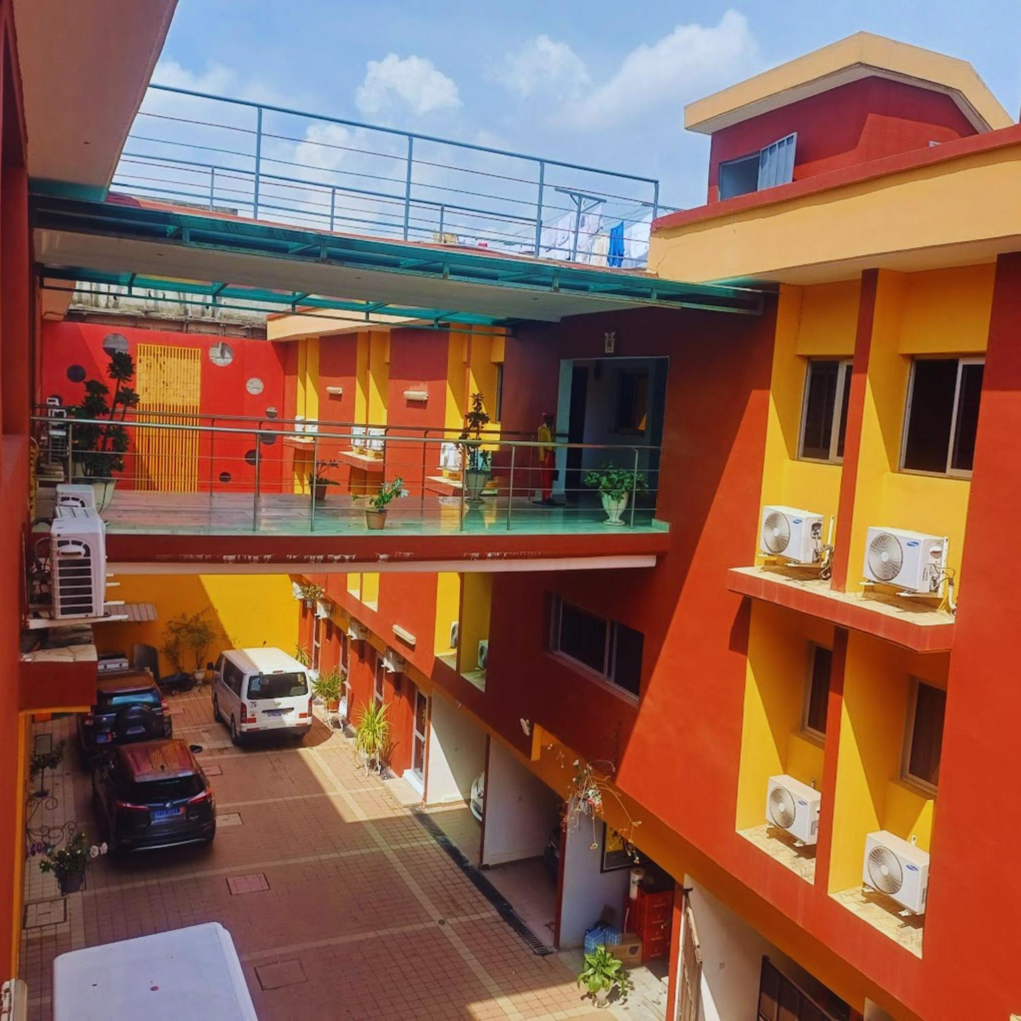 Cypa Hotel Abidjan Exterior photo
