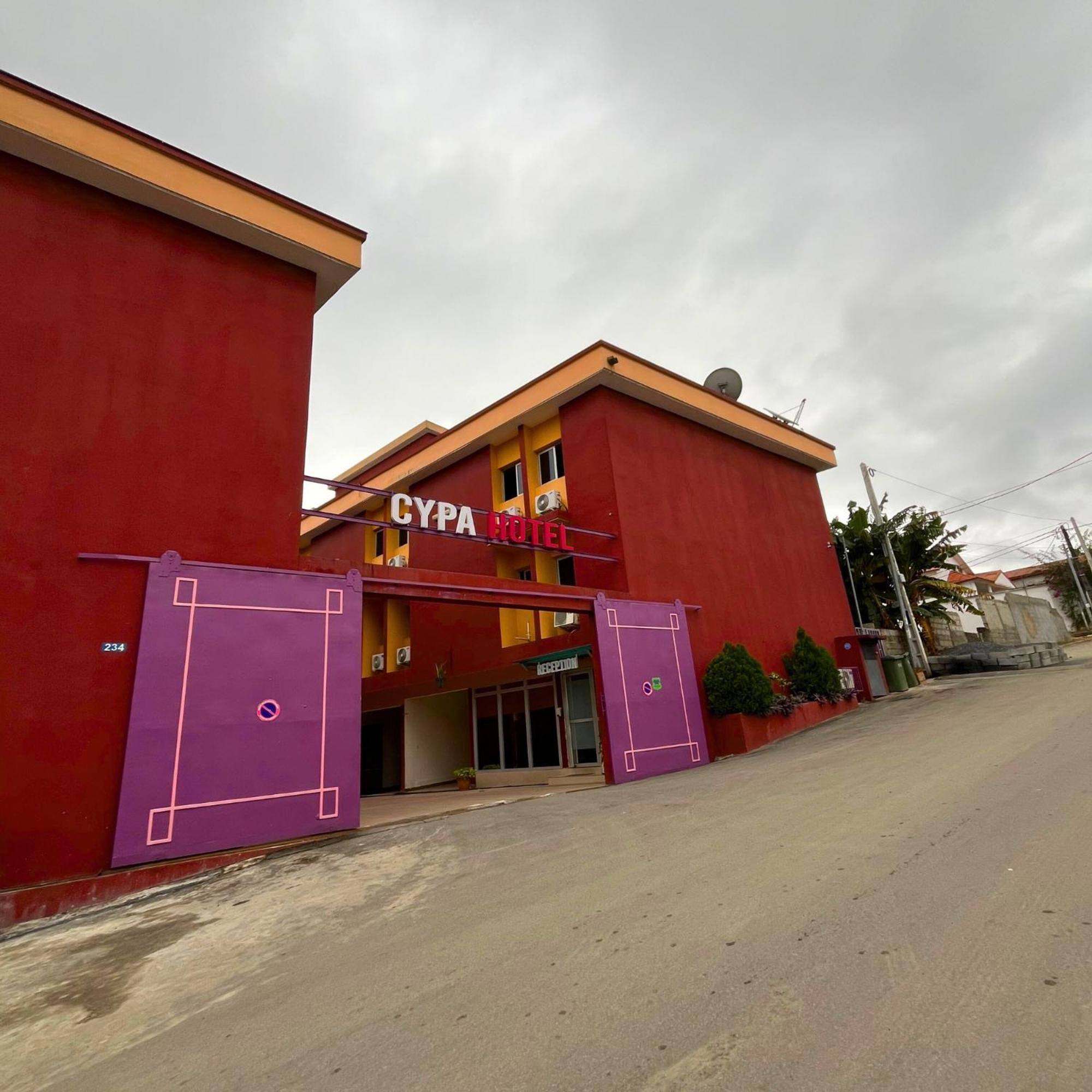 Cypa Hotel Abidjan Exterior photo