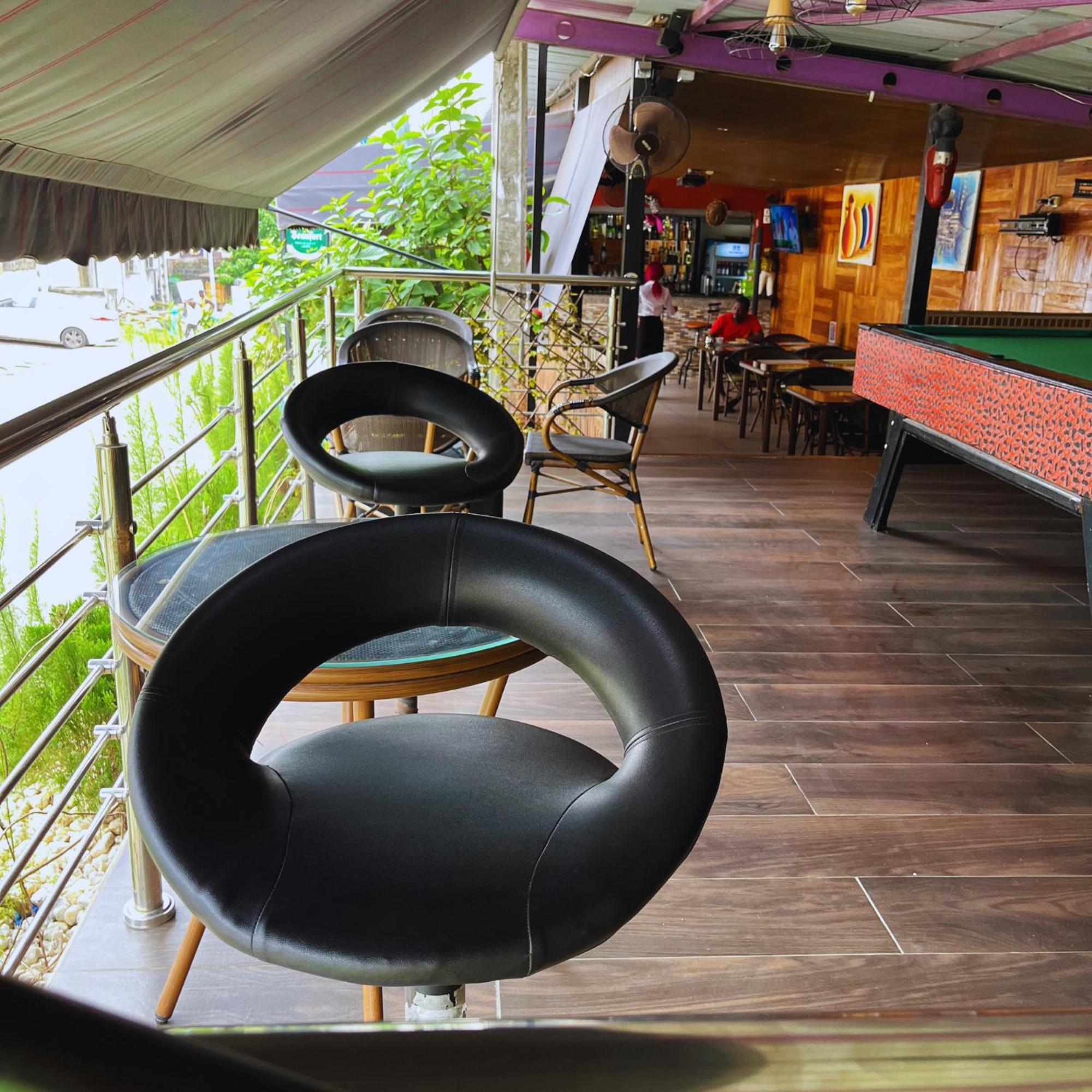 Cypa Hotel Abidjan Exterior photo